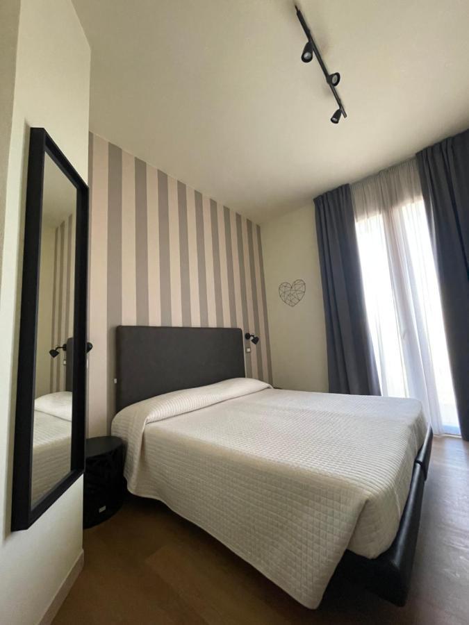 Hotel La Coccinella Rimini Esterno foto